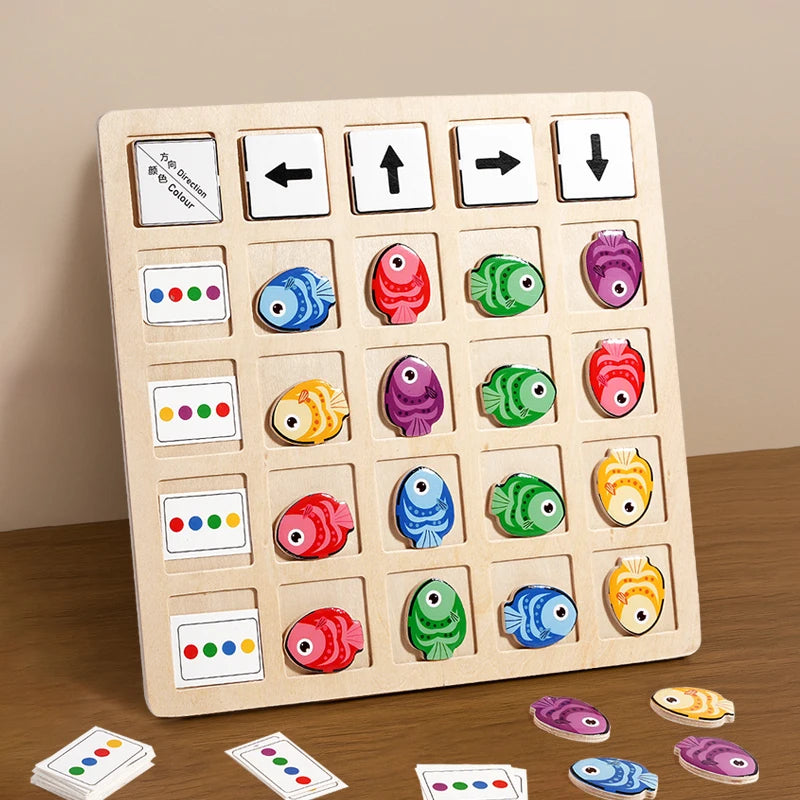 Enfant qui joue avec le jeu de logique Montessori – raisonnement et concentration